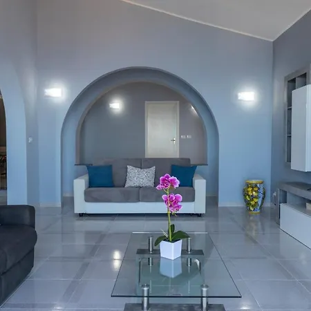 Bedda Mia B Apartment *